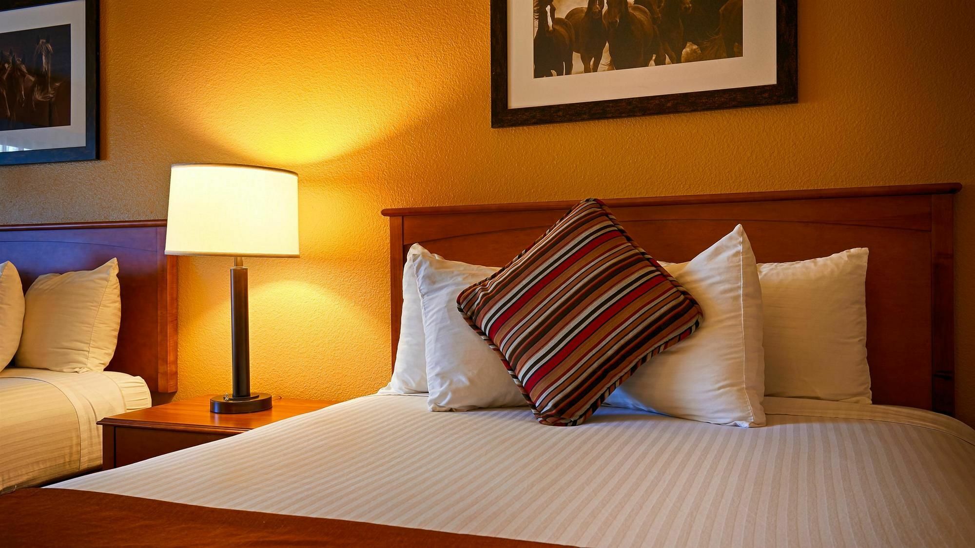 Best Western Sunridge Inn&Conference Center Baker City Exterior foto